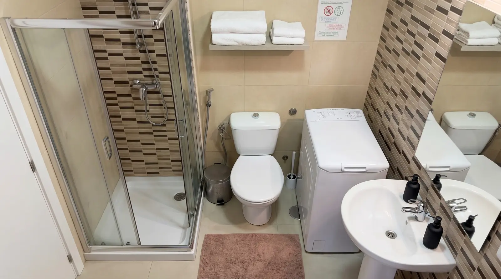 bathroom atico summerland